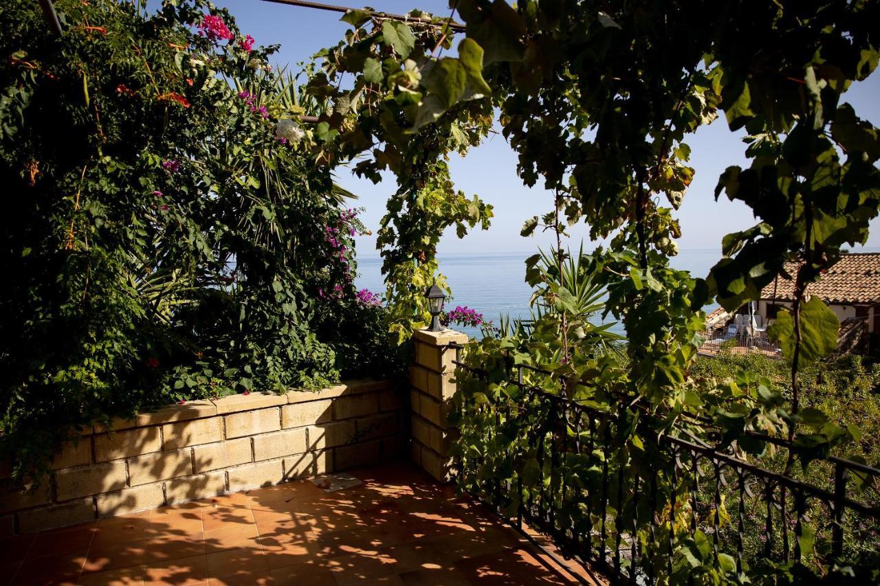 Villa Con Piscina Vista Mare Santo Stefano  Exterior photo